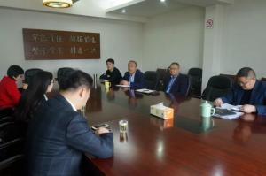 飞英街道服务处向导赴公司开展 “三服务”事情