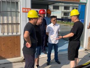 市国资委党委委员、、、副主任朱辉一行赴市北31号地块项目检查“双节”